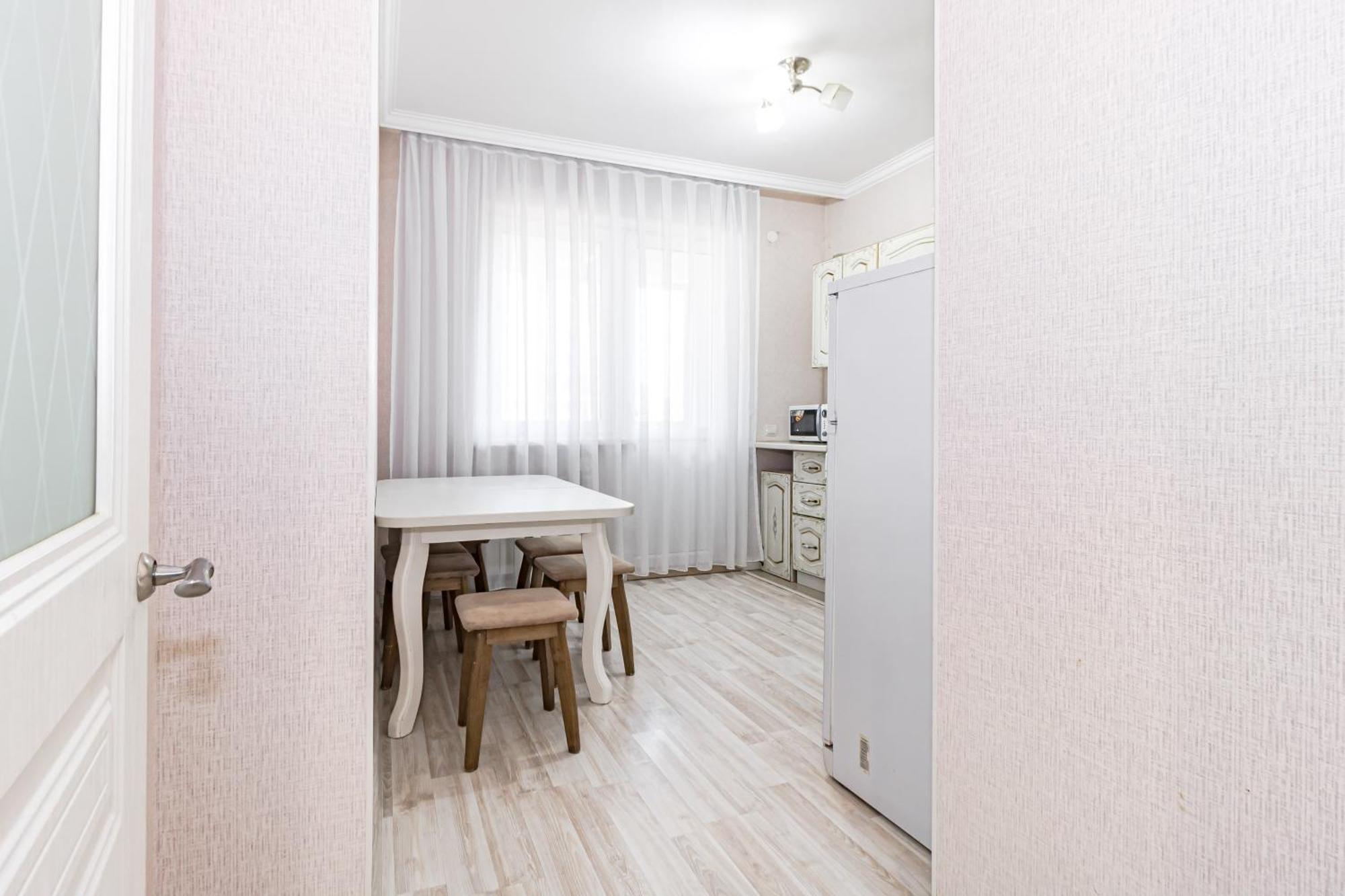 Apartments 7 Я-14 Αστάνα Εξωτερικό φωτογραφία